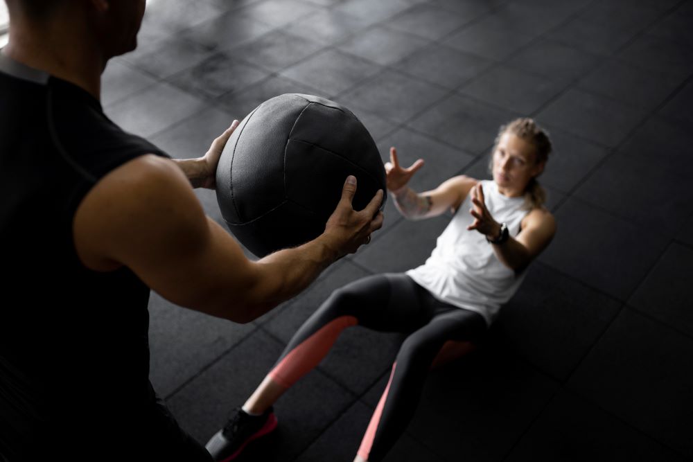 Trening funkcjonalny na siłowni Energym w Krakowie